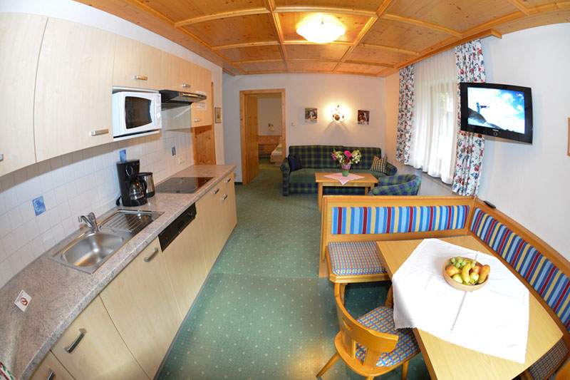 ferienwohnung-st-anton-wohnkueche