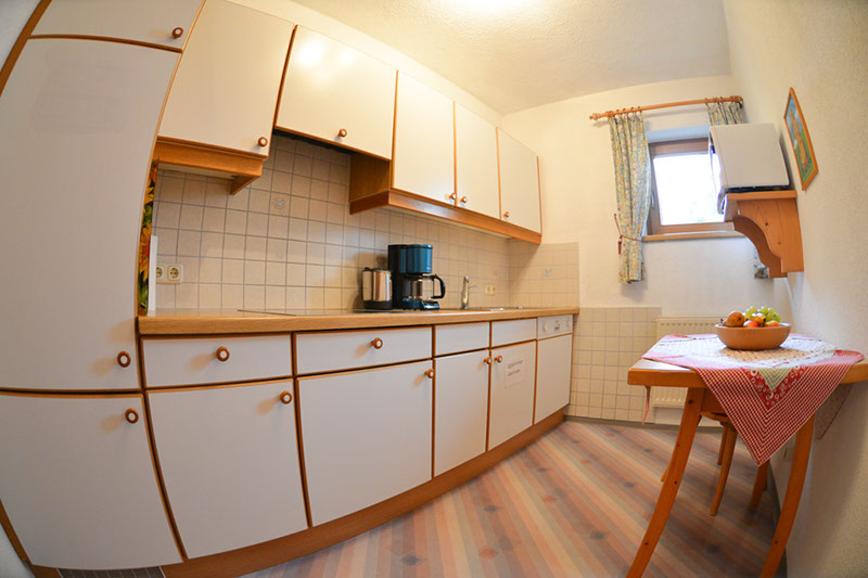 ferienwohnung-arlberg-kueche