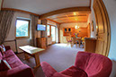 ferienwohnung-arlberg-wohnzimmer