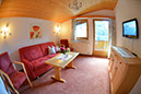 ferienwohnung-stanzertal-wohnzimmer-1