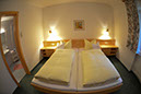 ferienwohnung-st-anton-schlafzimmer
