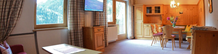 ferienwohnung arlberg wohnbereich